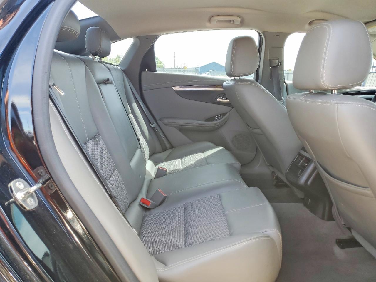 CHEVROLET IMPALA 2017 — 11