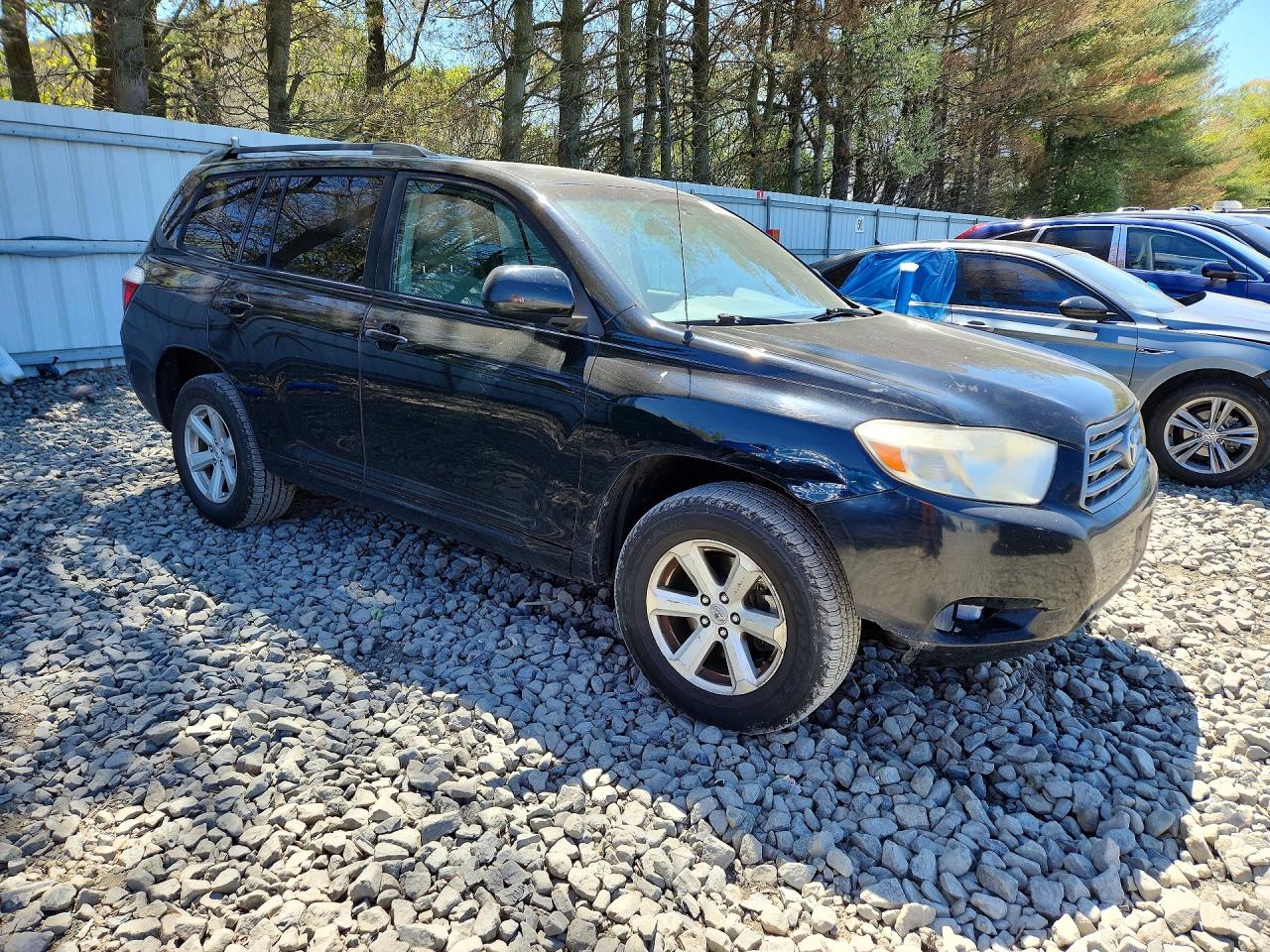 TOYOTA HIGHLANDER 2010 — 5