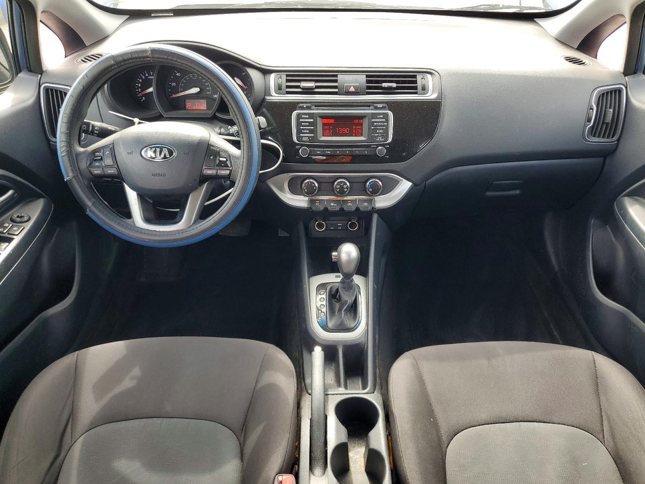 KIA RIO 2016 — 9