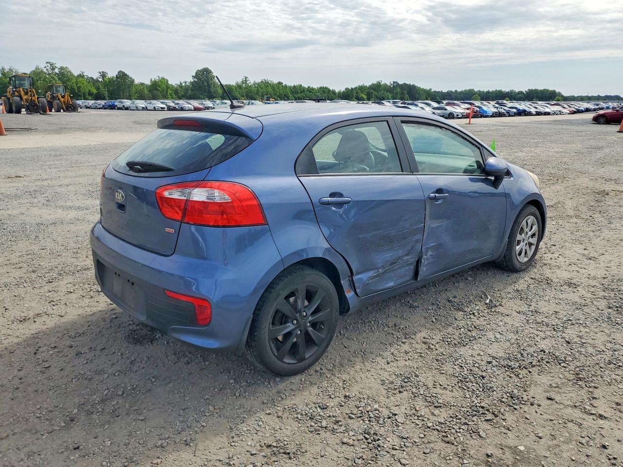 KIA RIO 2016 — 4