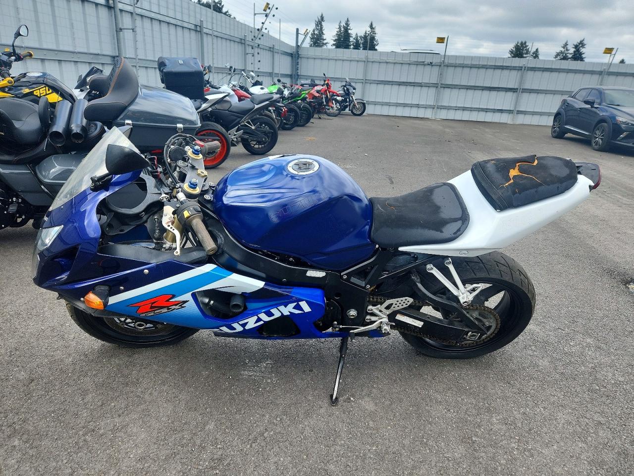 SUZUKI GSX-R600 2005 — 4
