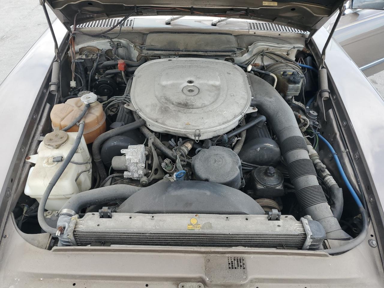 MERCEDES-BENZ 560 1987 — 12