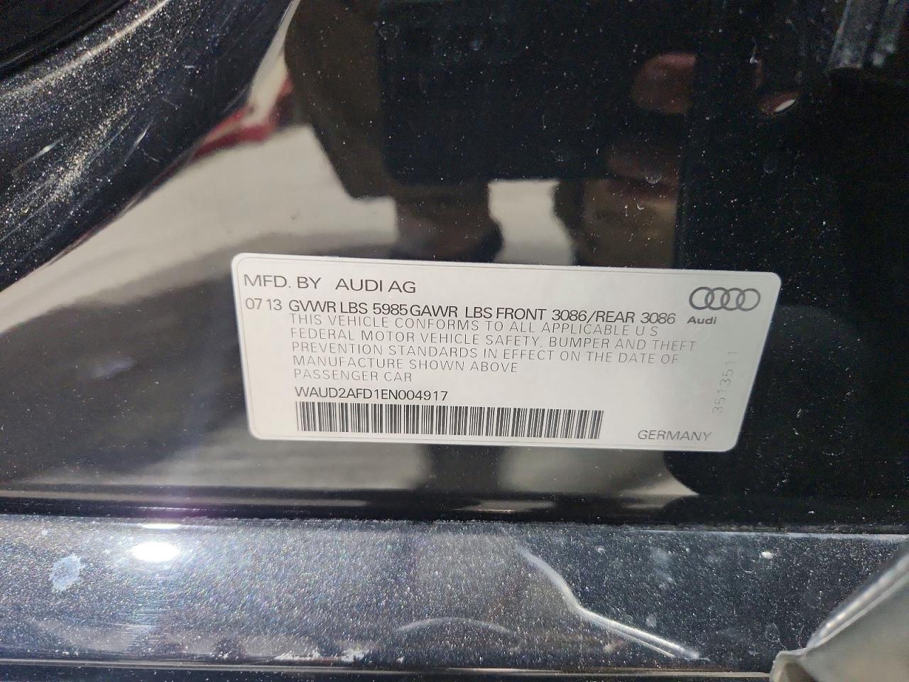 AUDI S8 2014 — 13