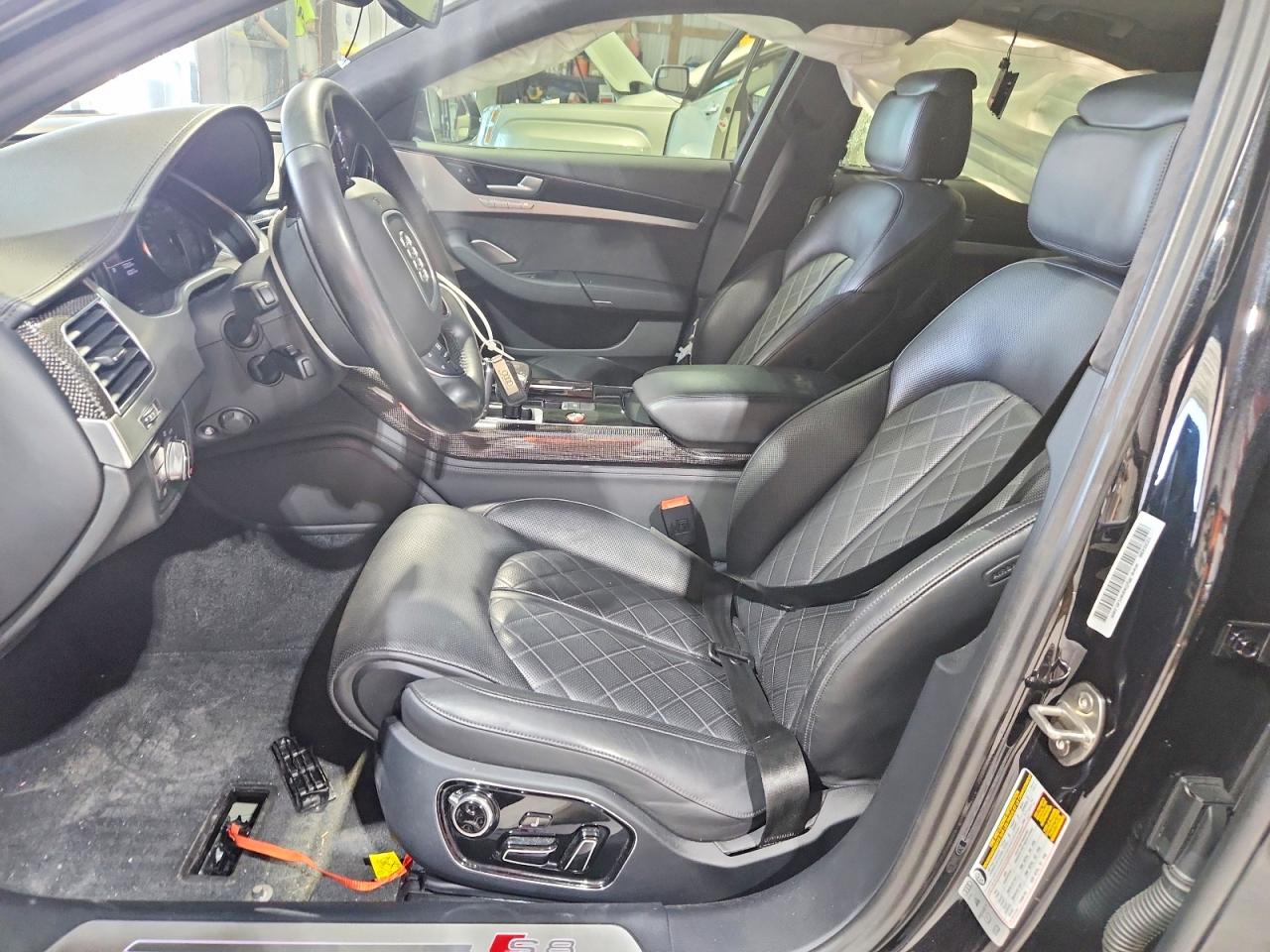 AUDI S8 2014 — 8