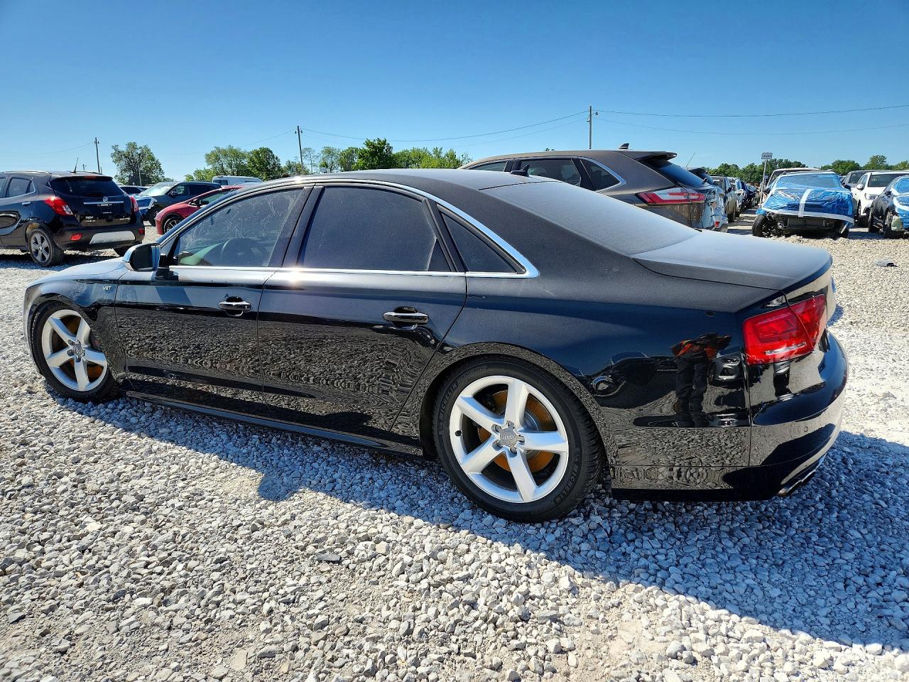 AUDI S8 2014 — 3