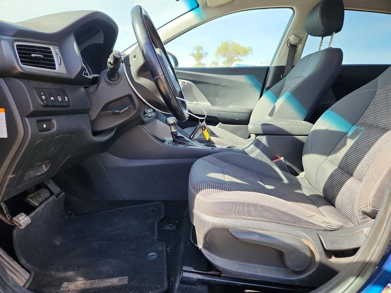 KIA NIRO 2018 — 8