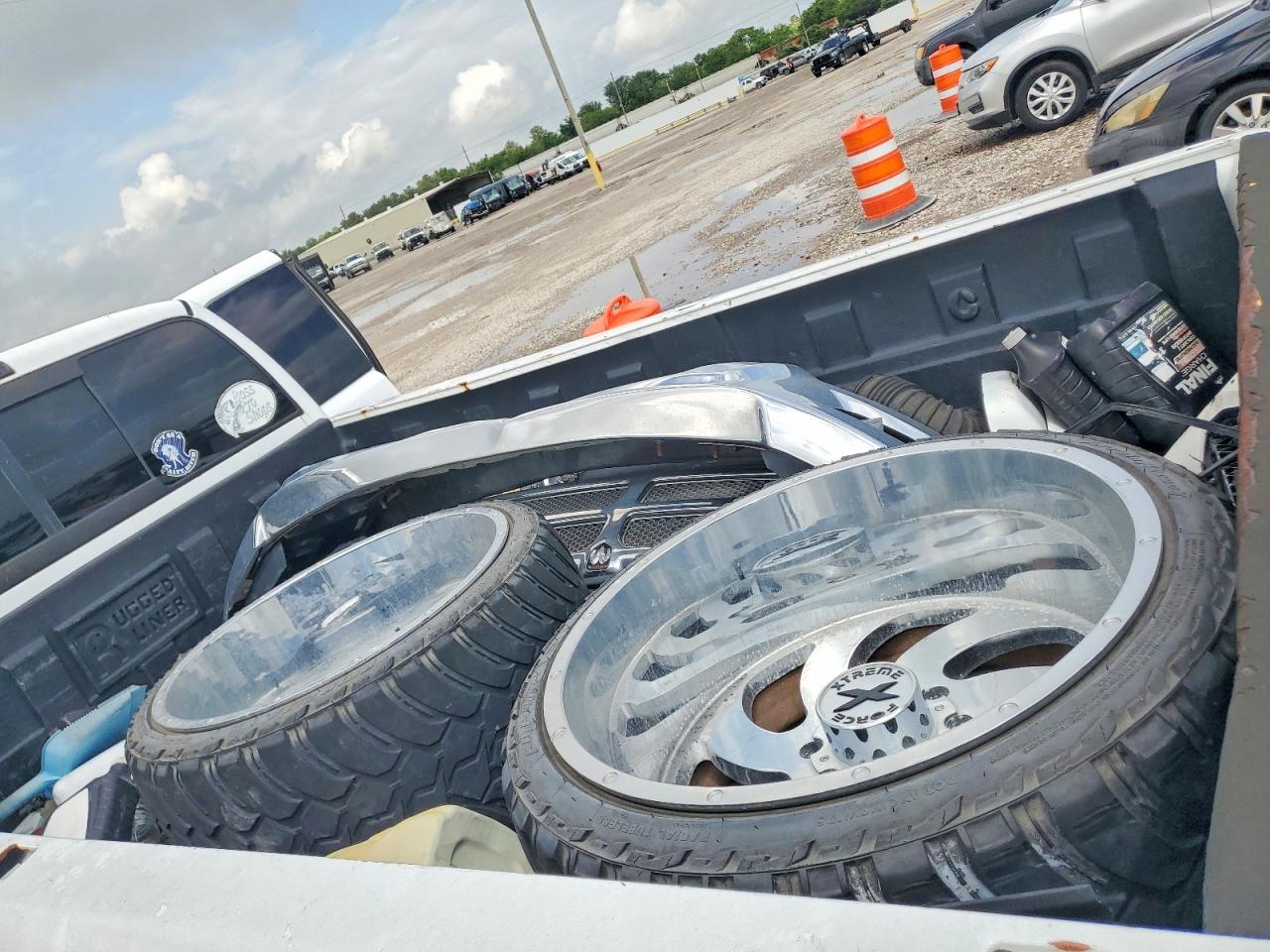 DODGE RAM 2500 2001 — 13