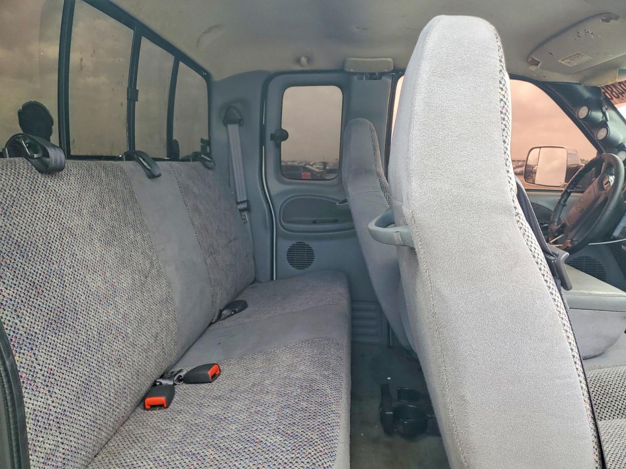 DODGE RAM 2500 2001 — 11