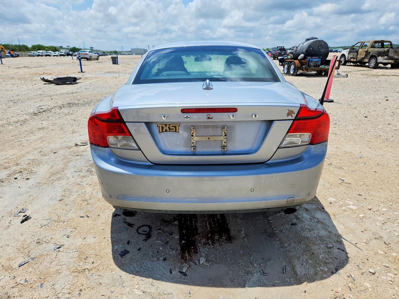 VOLVO C70 2012 — 7