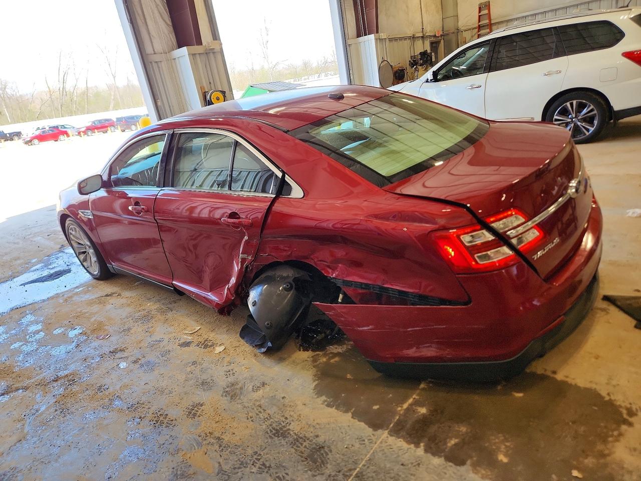 FORD TAURUS 2015 — 3