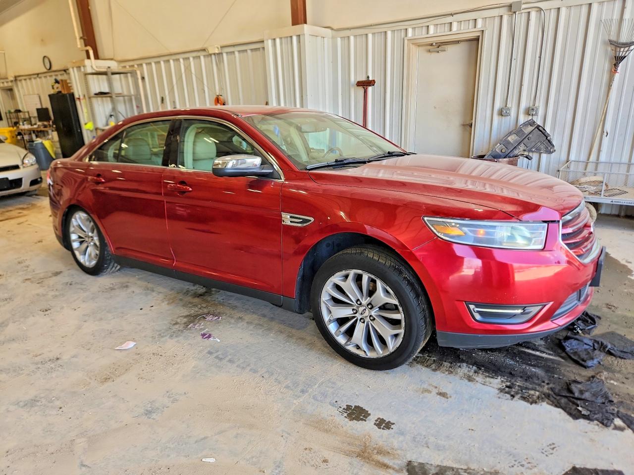 FORD TAURUS 2015 — 5