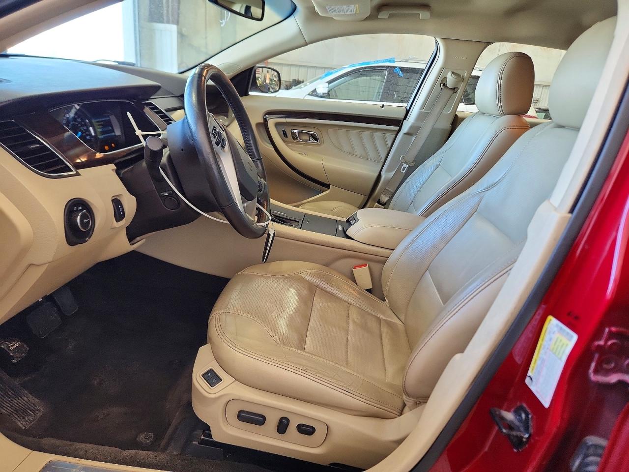 FORD TAURUS 2015 — 8