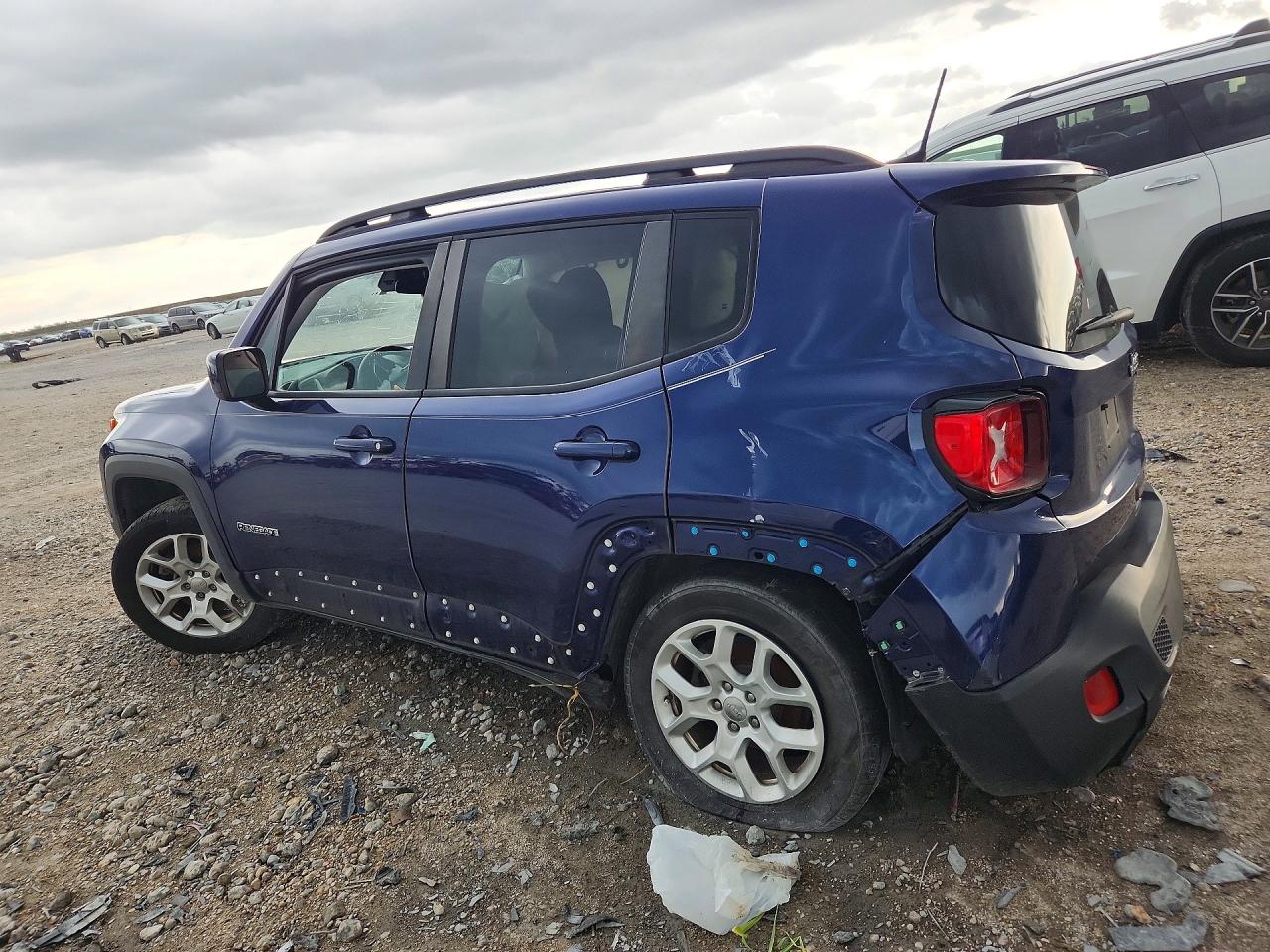 JEEP RENEGADE 2018 — 3