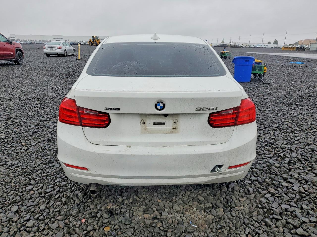 BMW 320 2014 — 7