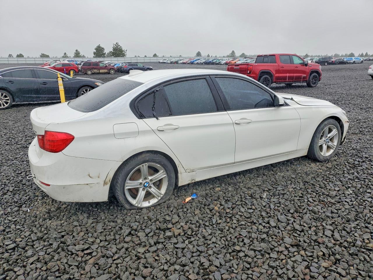 BMW 320 2014 — 4