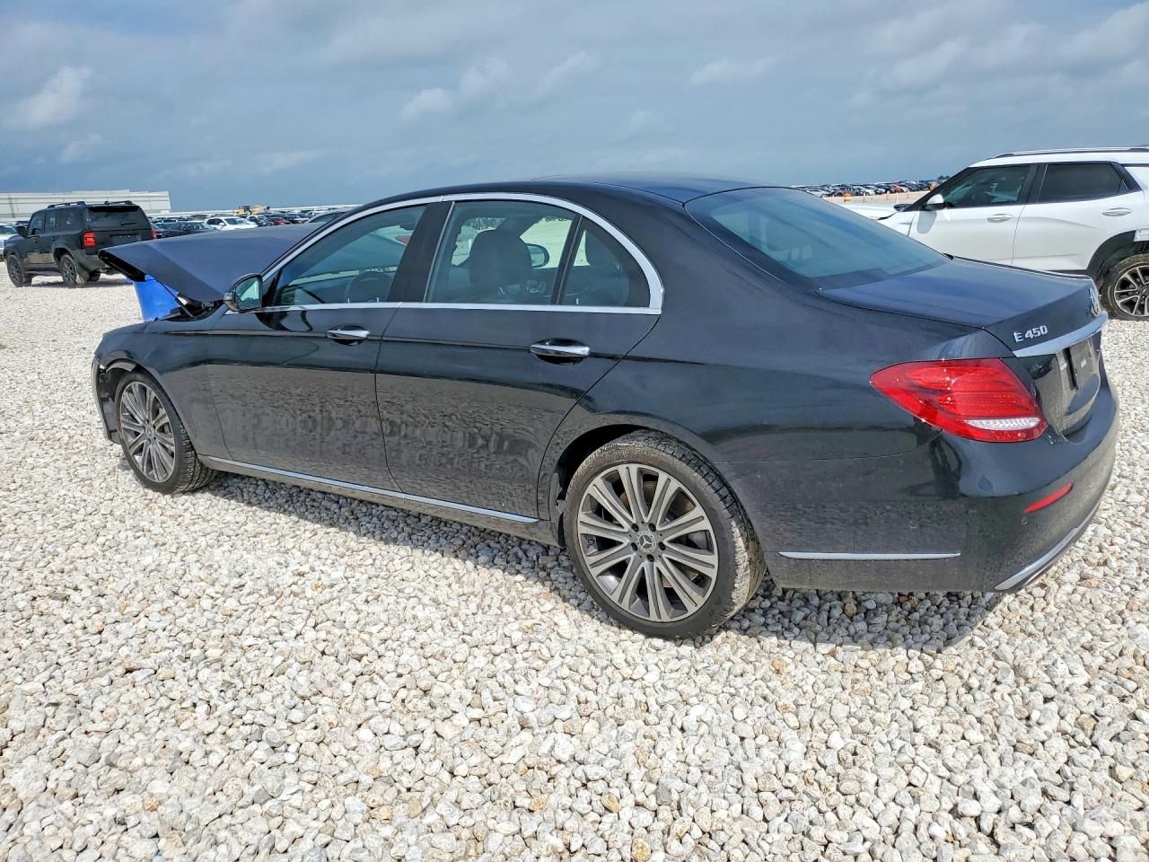 MERCEDES-BENZ E 2019 — 3
