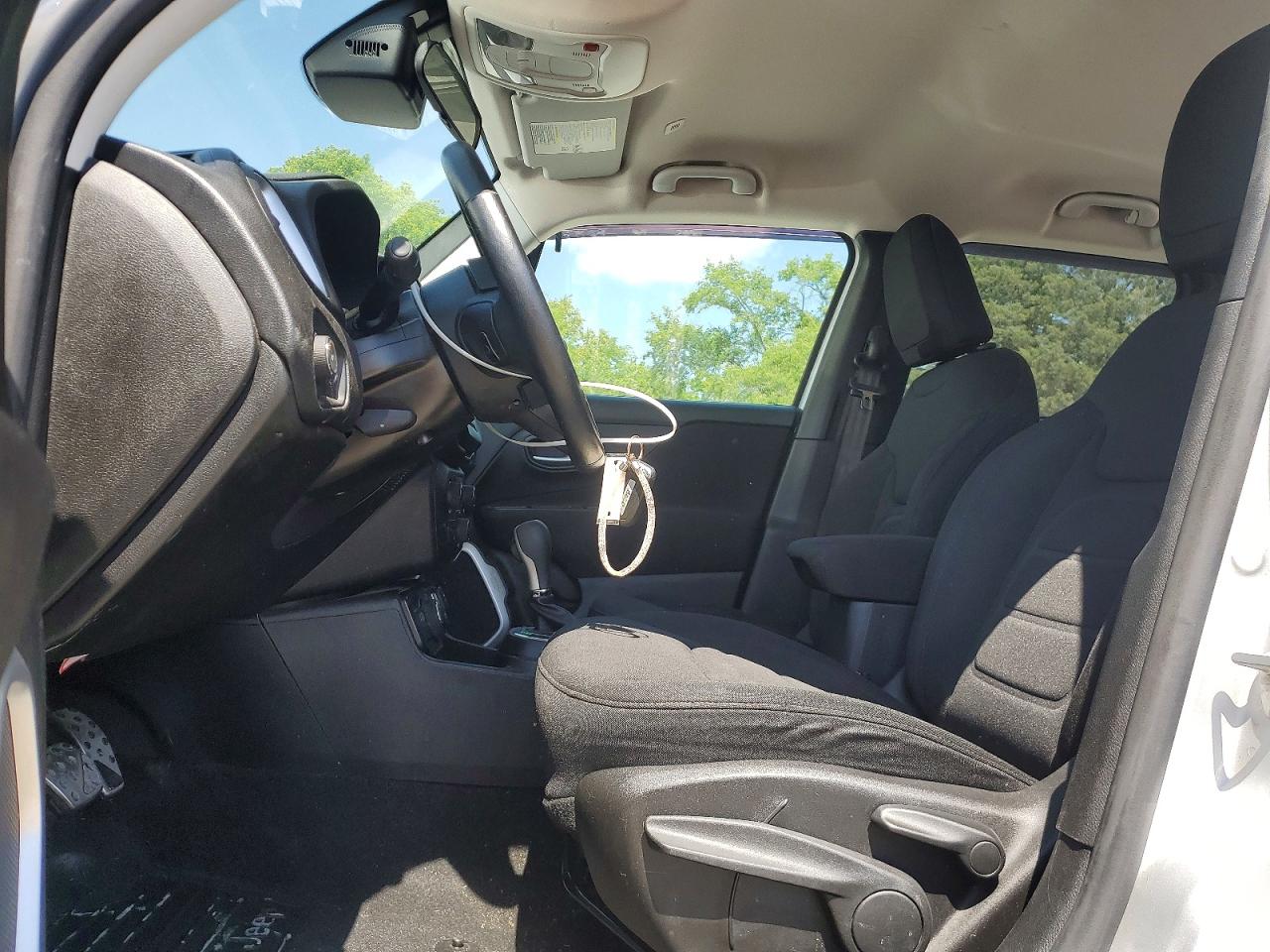 JEEP RENEGADE 2020 — 8