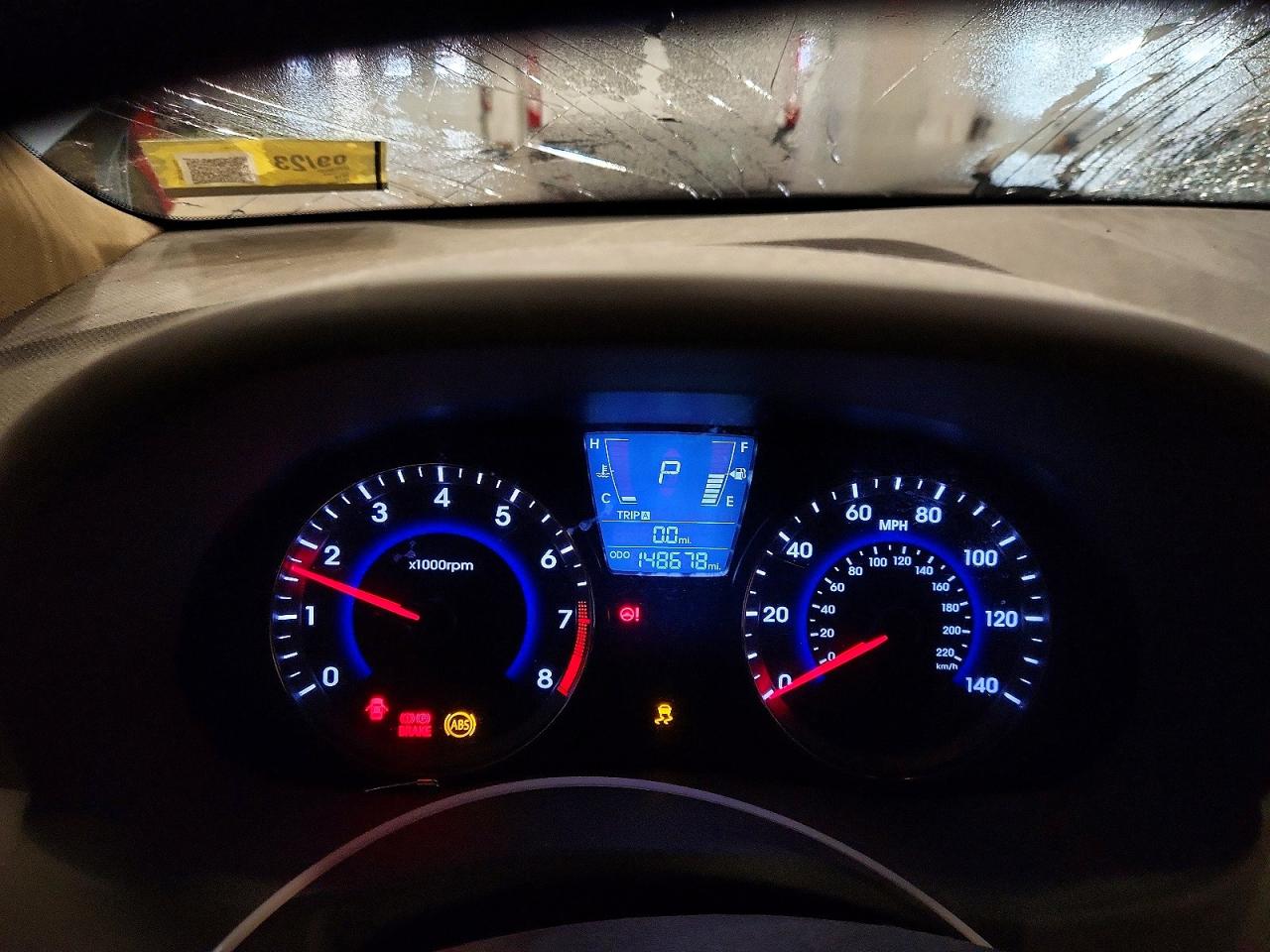 HYUNDAI ACCENT 2014 — 10