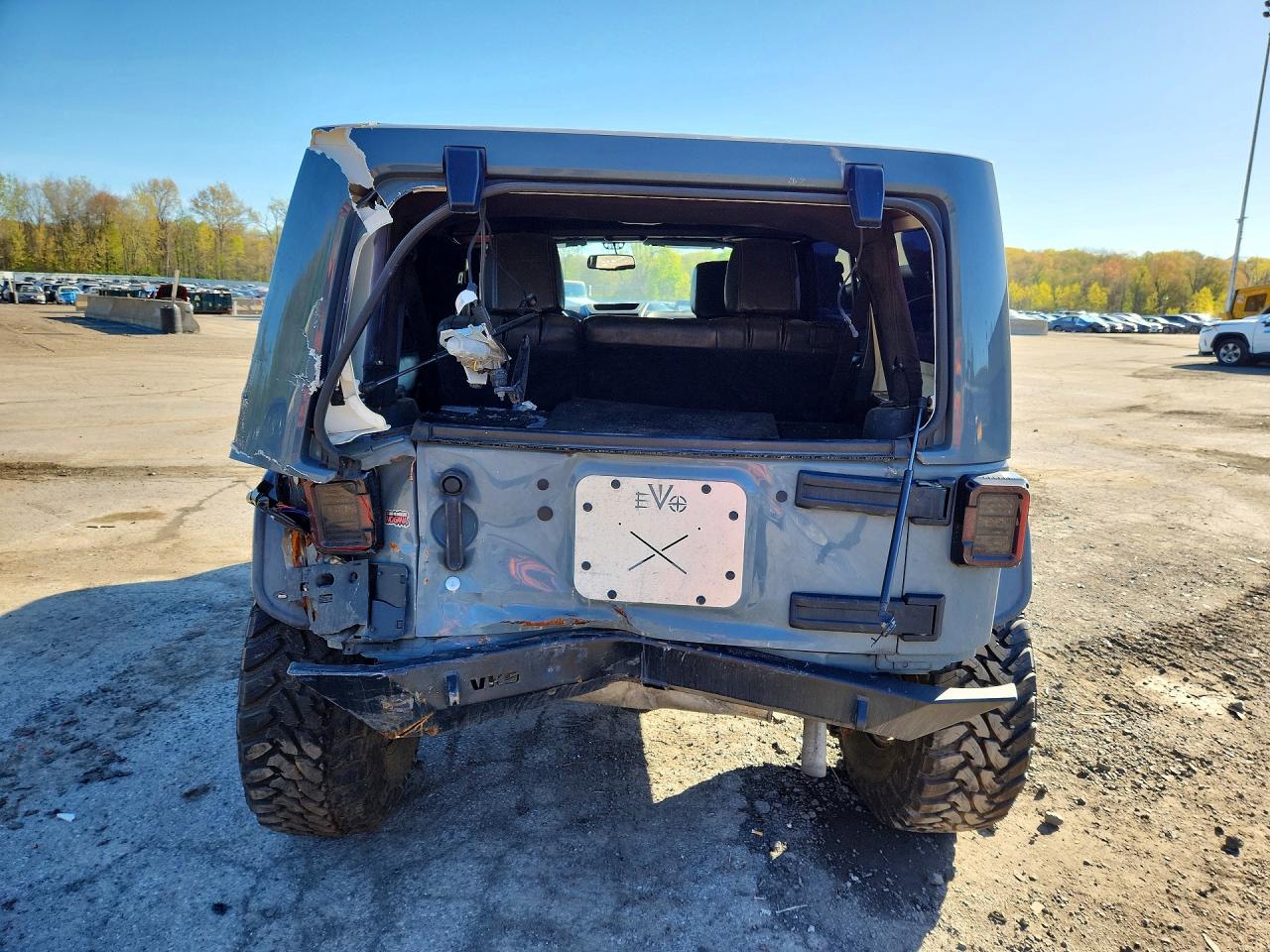 JEEP WRANGLER UNLIMITED 2015 — 7