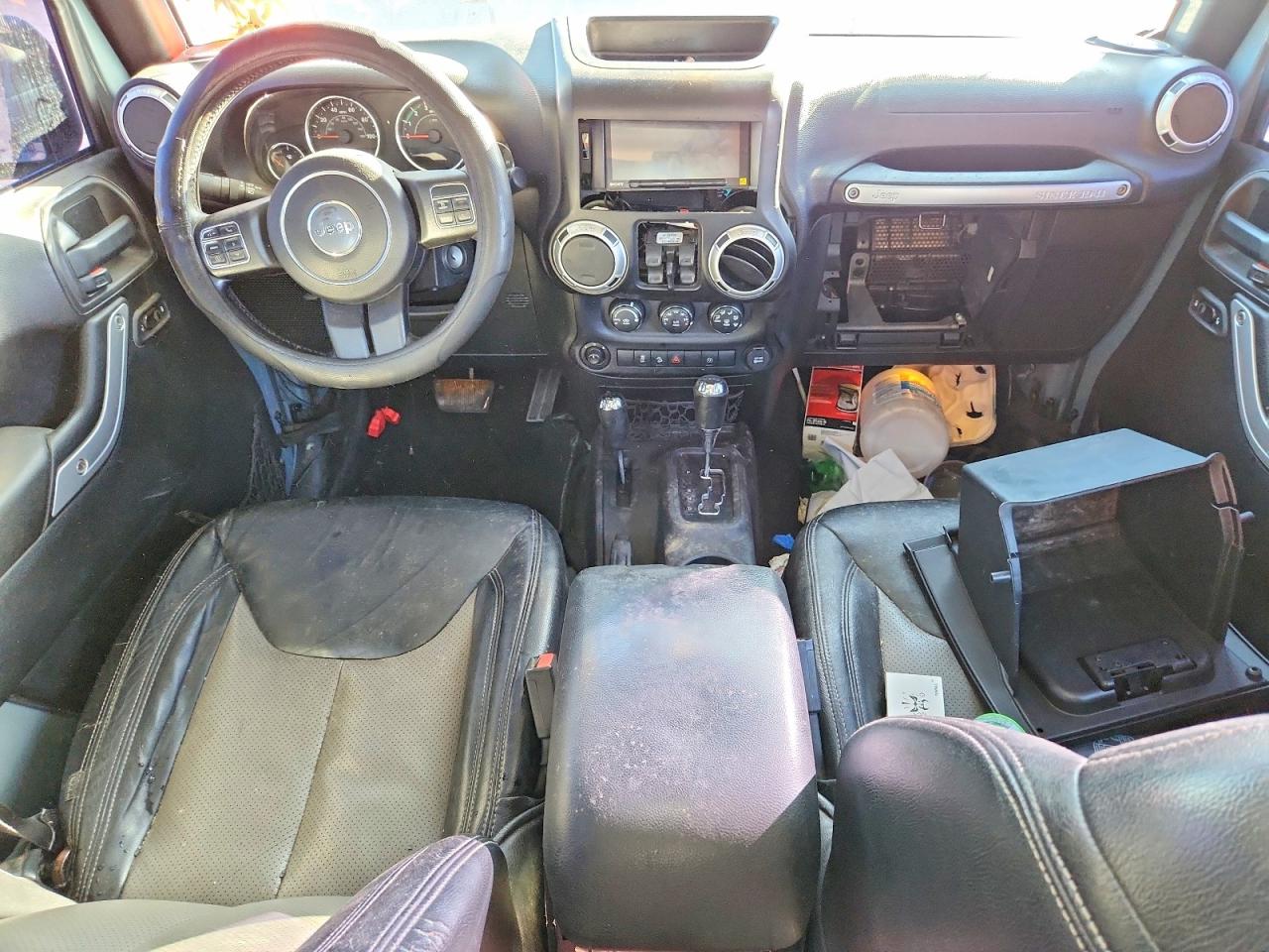 JEEP WRANGLER UNLIMITED 2015 — 9