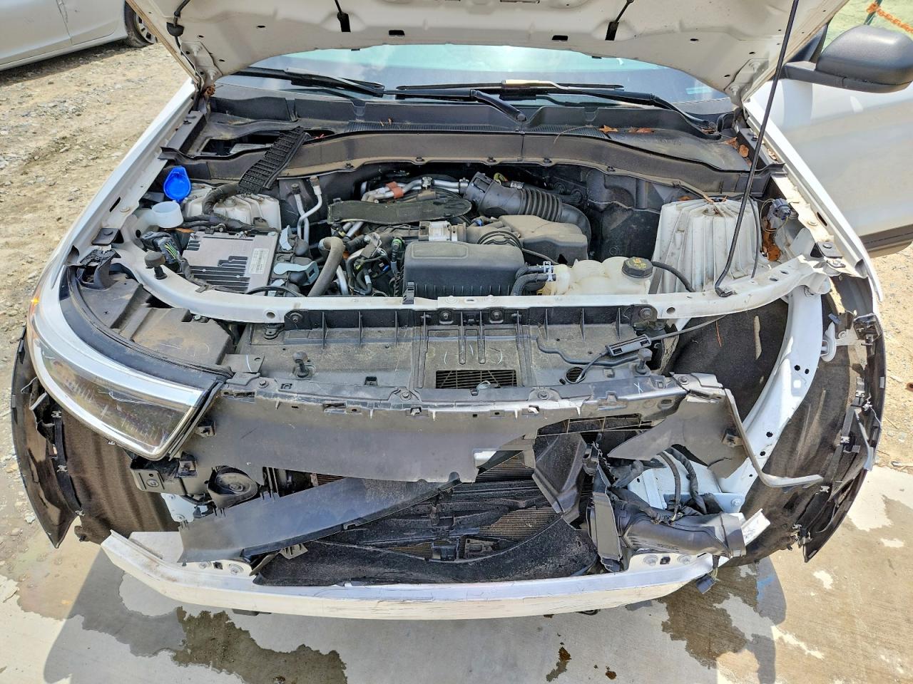FORD EXPLORER 2023 — 13