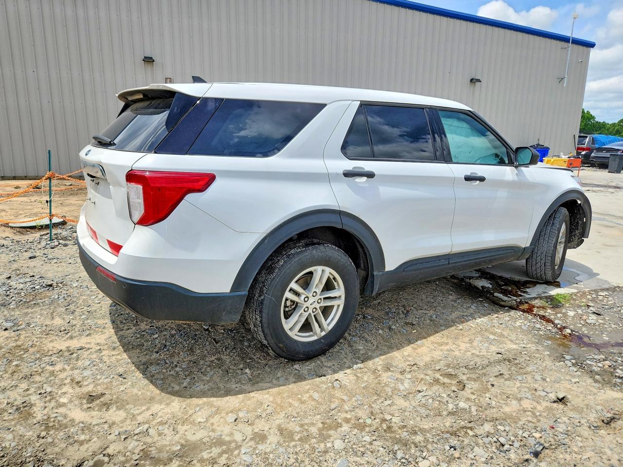 FORD EXPLORER 2023 — 4
