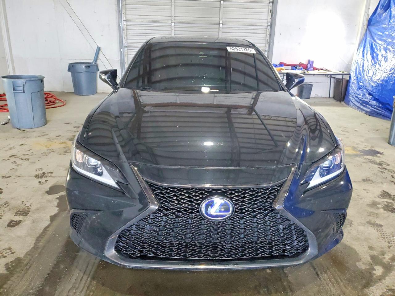 LEXUS ES 300H 2022 — 6