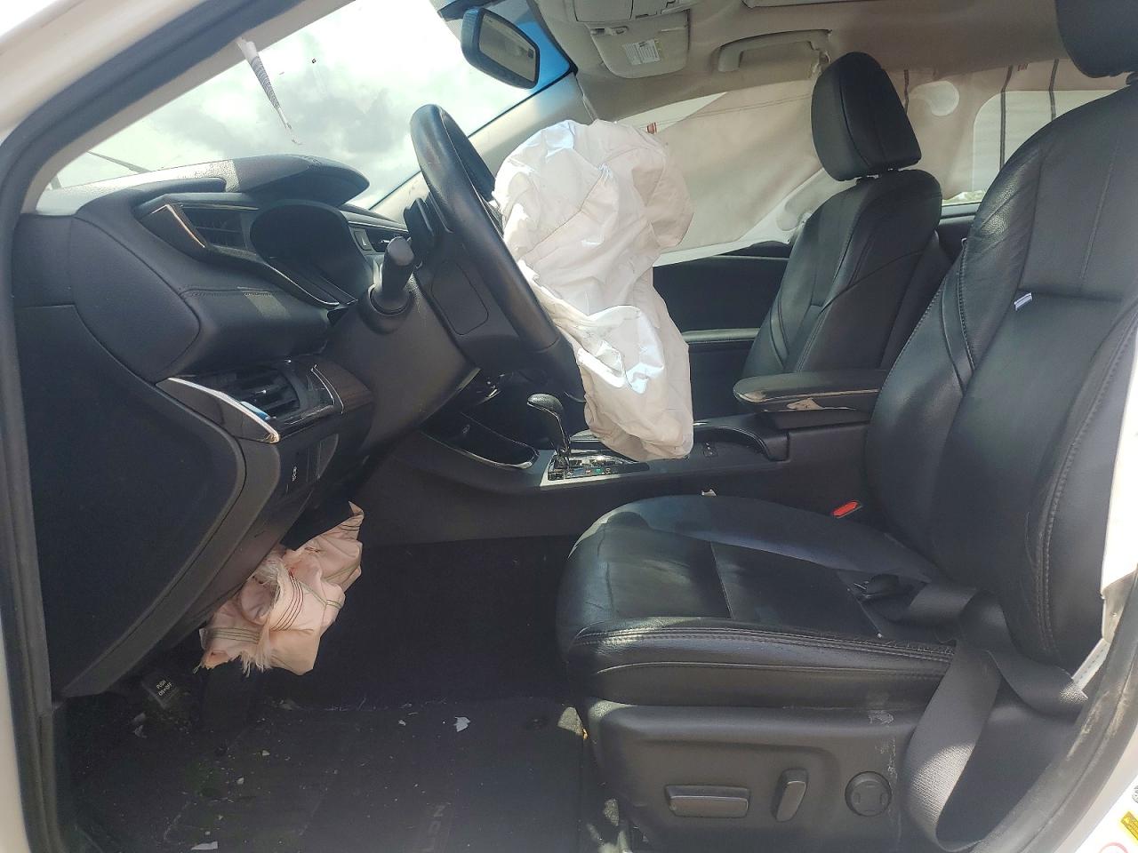 TOYOTA AVALON 2015 — 8