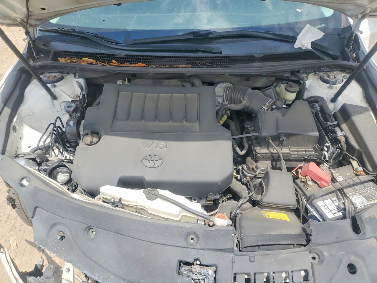 TOYOTA AVALON 2015 — 12
