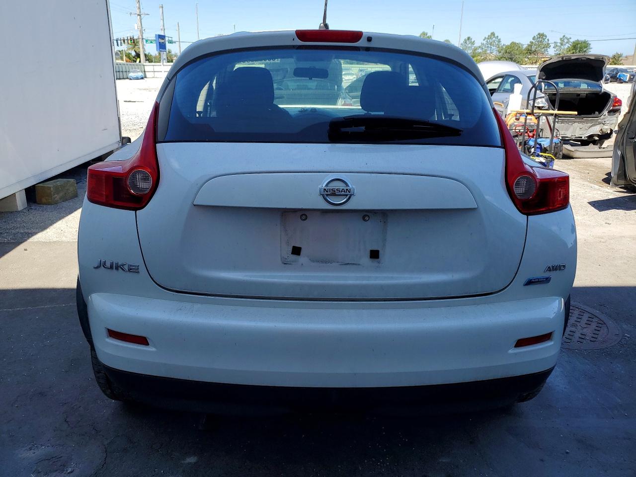 NISSAN JUKE 2013 — 7
