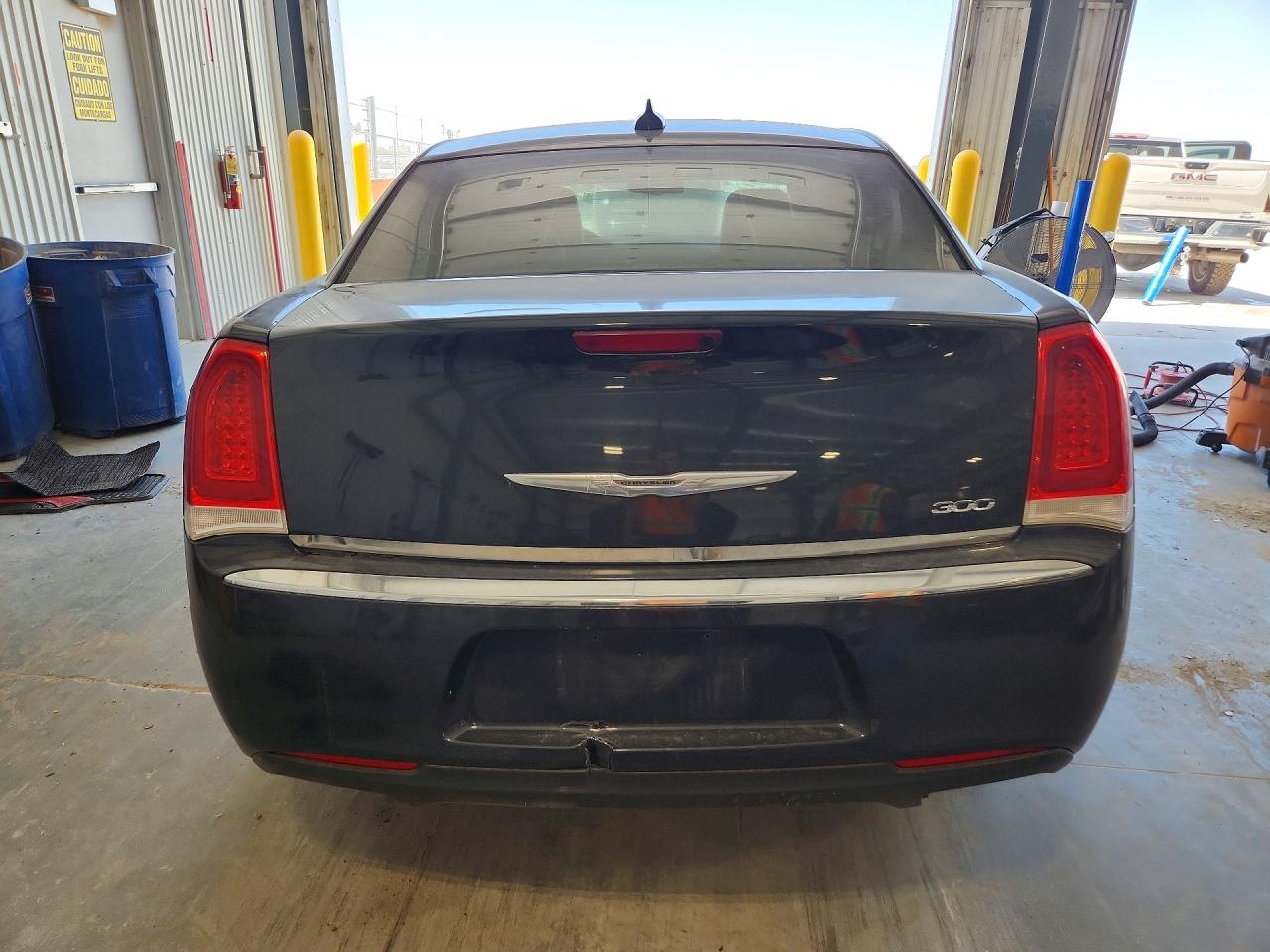 CHRYSLER 300 2015 — 7