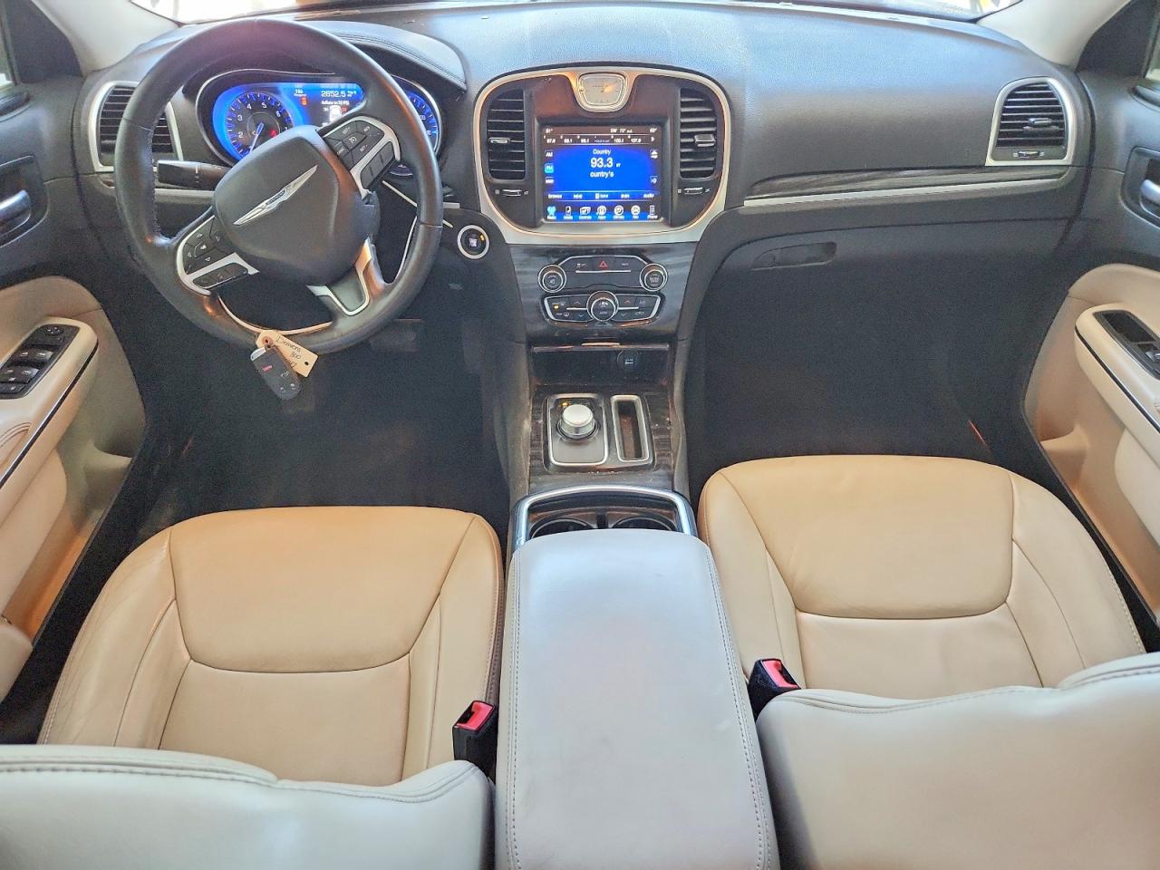 CHRYSLER 300 2015 — 9