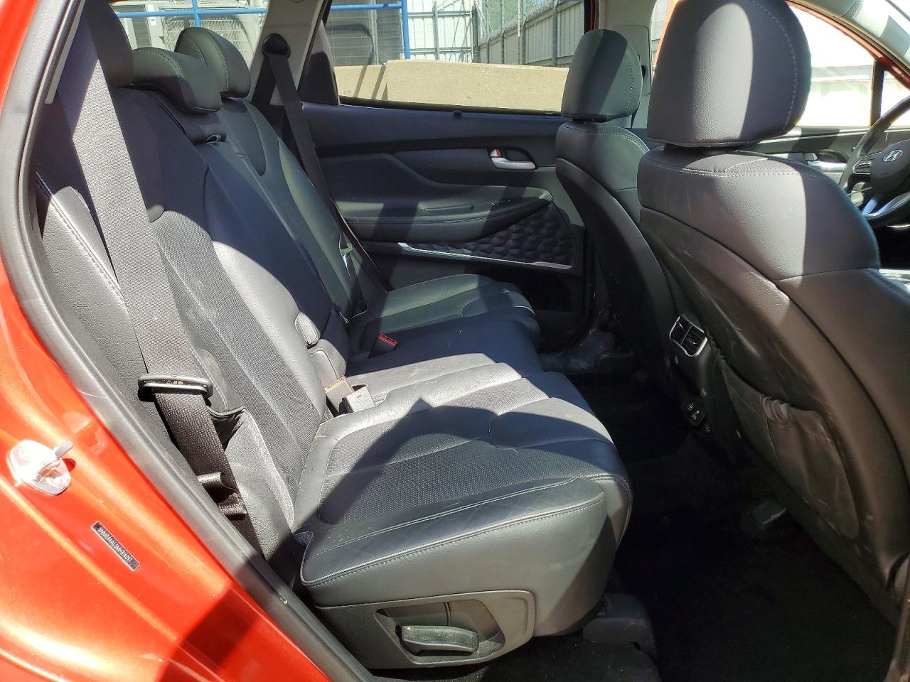 HYUNDAI SANTA FE 2021 — 12