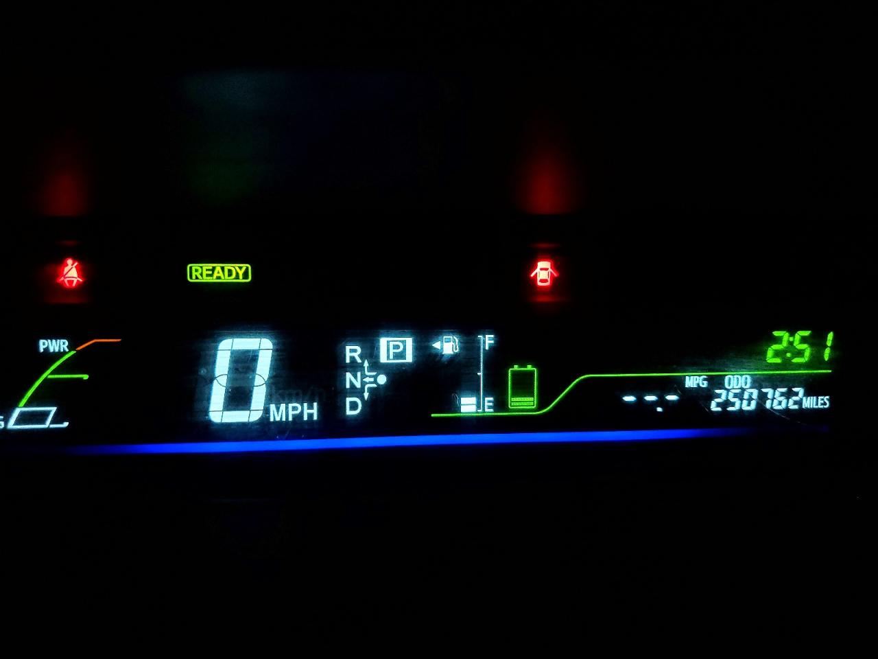 TOYOTA PRIUS V 2012 — 10