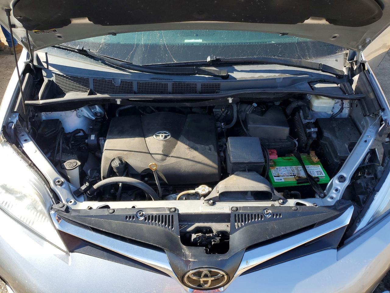 TOYOTA SIENNA 2020 — 13