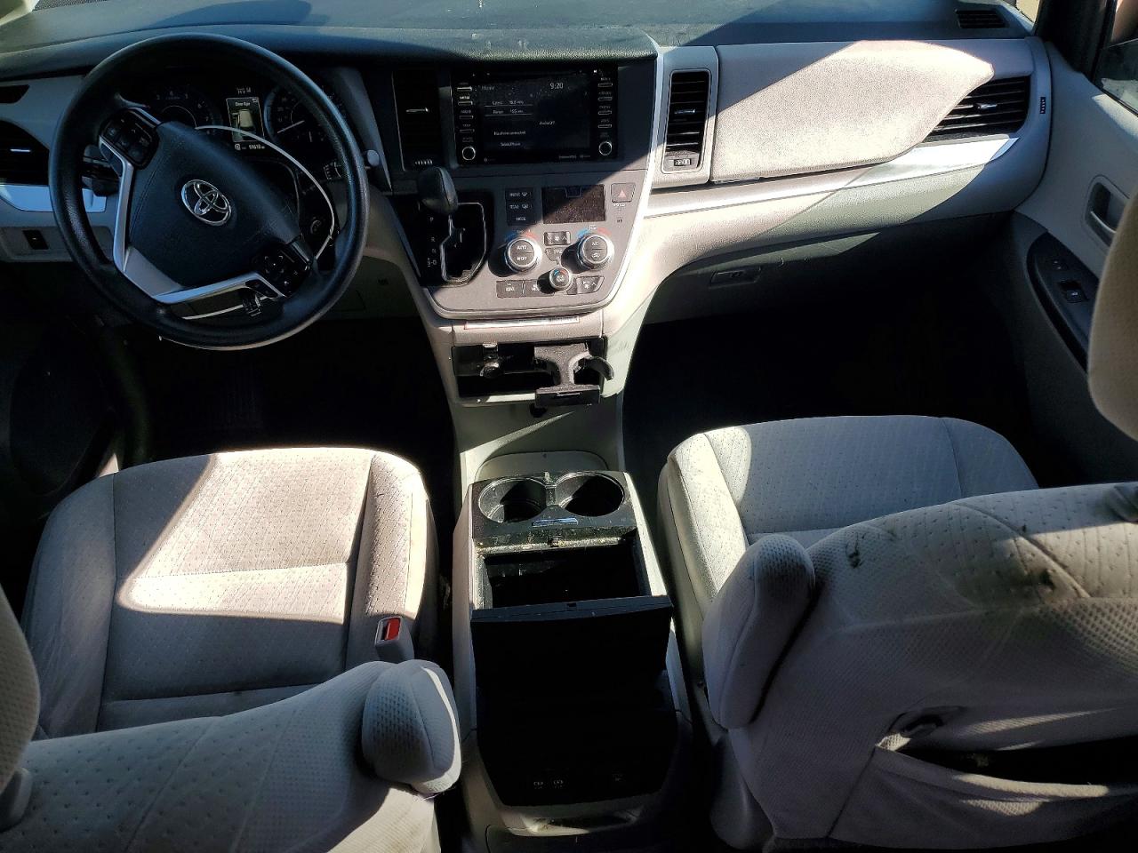 TOYOTA SIENNA 2020 — 9