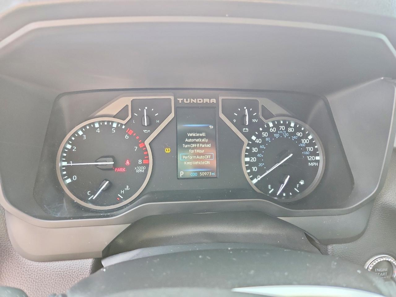 TOYOTA TUNDRA 2023 — 10