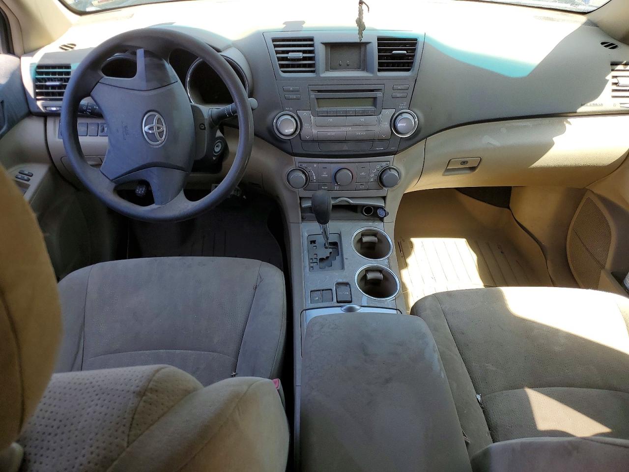 TOYOTA HIGHLANDER 2011 — 9
