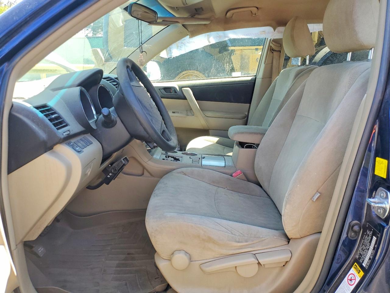 TOYOTA HIGHLANDER 2011 — 8