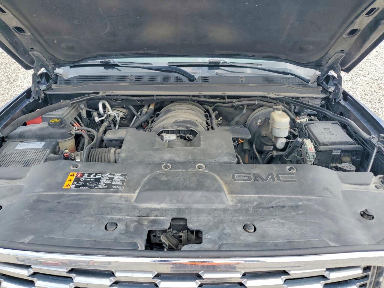 GMC YUKON XL 2019 — 13