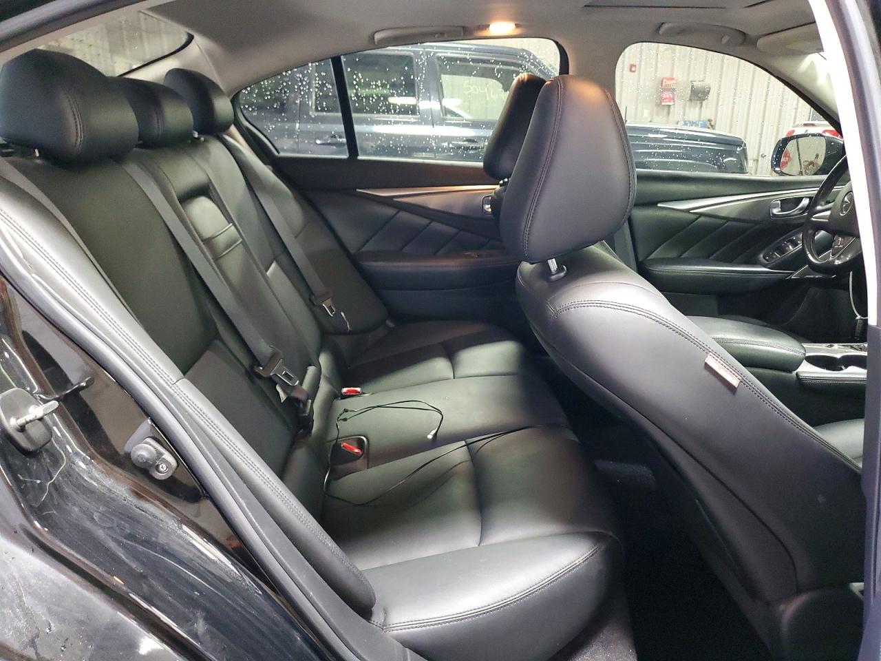 INFINITI Q50 2017 — 11