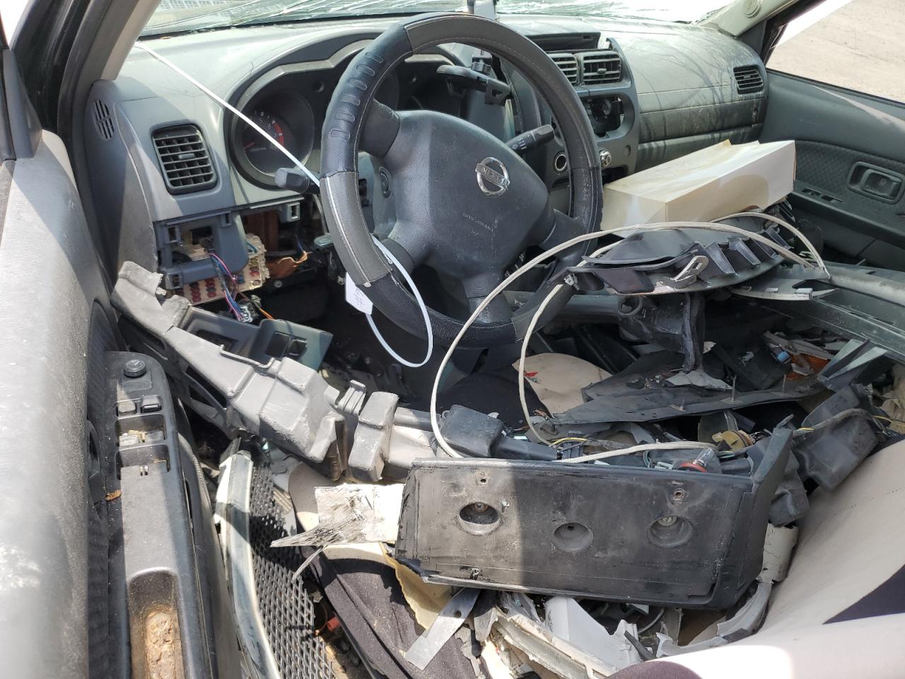 NISSAN XTERRA 2003 — 9
