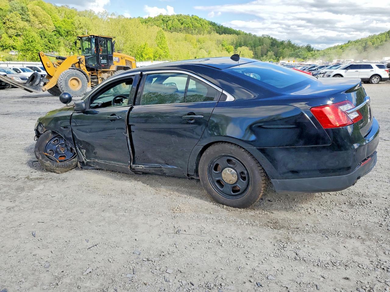 FORD TAURUS 2015 — 3