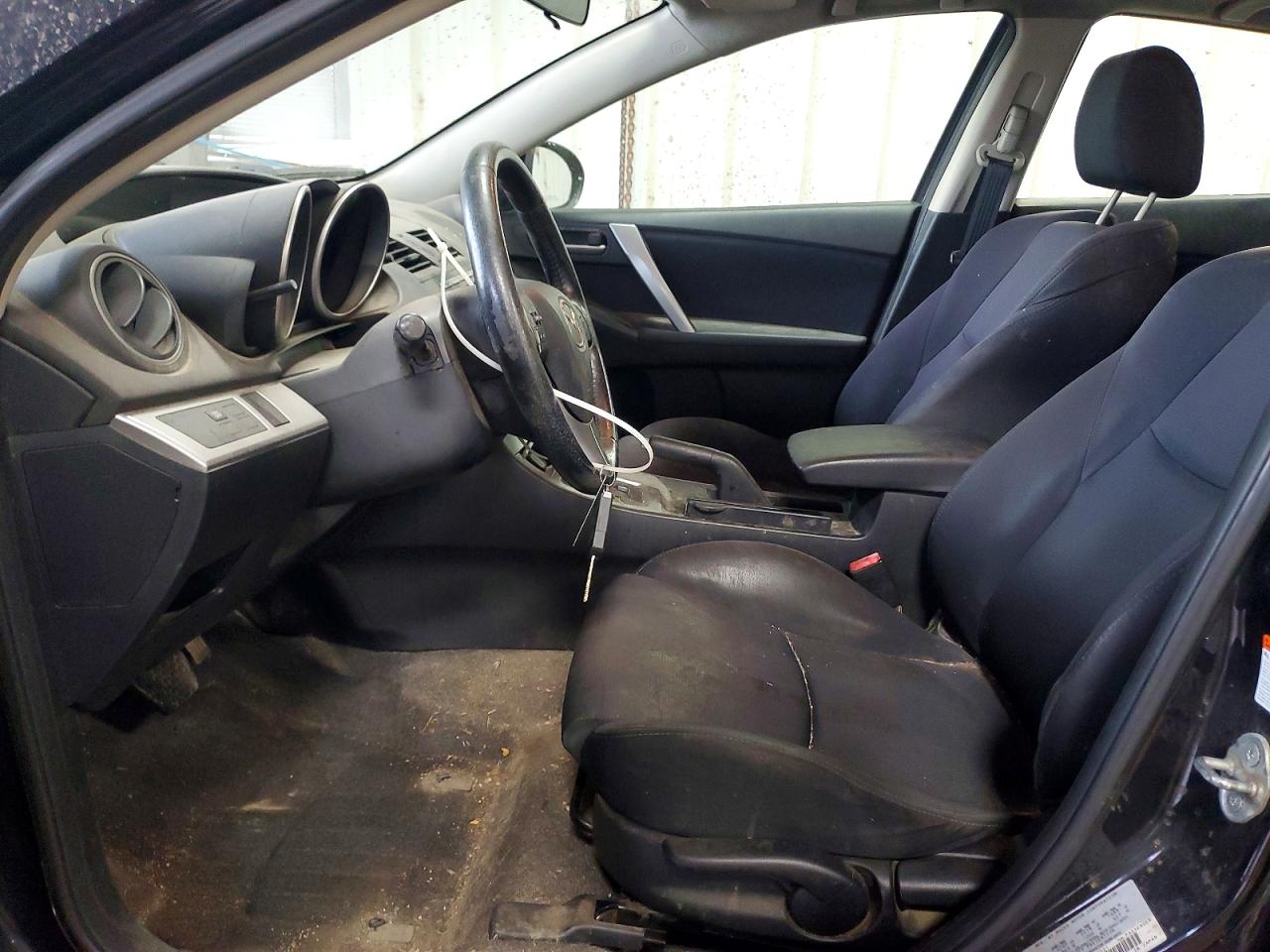 MAZDA 3 2011 — 8