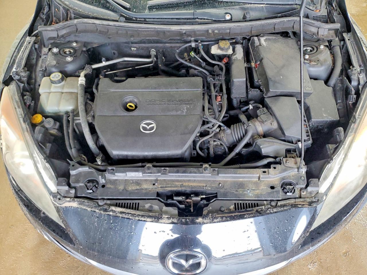 MAZDA 3 2011 — 12