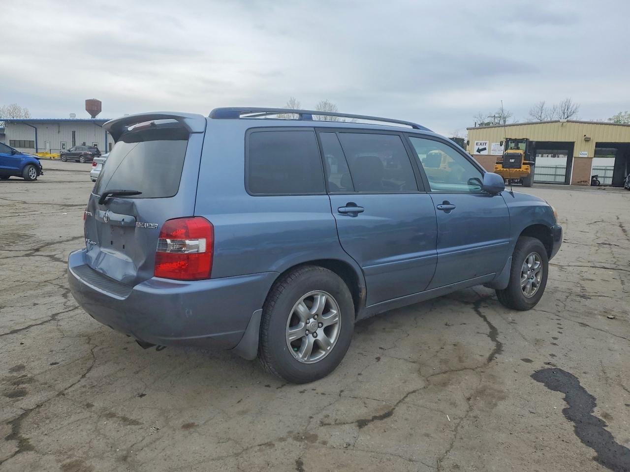 TOYOTA HIGHLANDER 2004 — 4