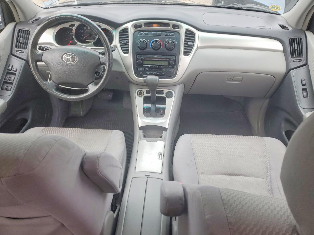 TOYOTA HIGHLANDER 2004 — 9