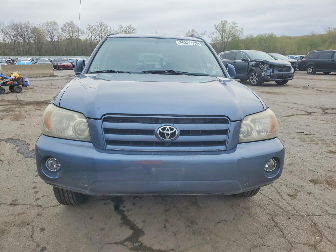 TOYOTA HIGHLANDER 2004 — 6