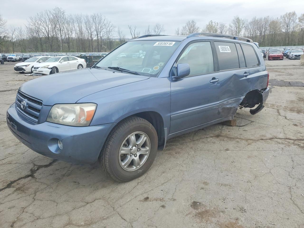 TOYOTA HIGHLANDER 2004 — 2