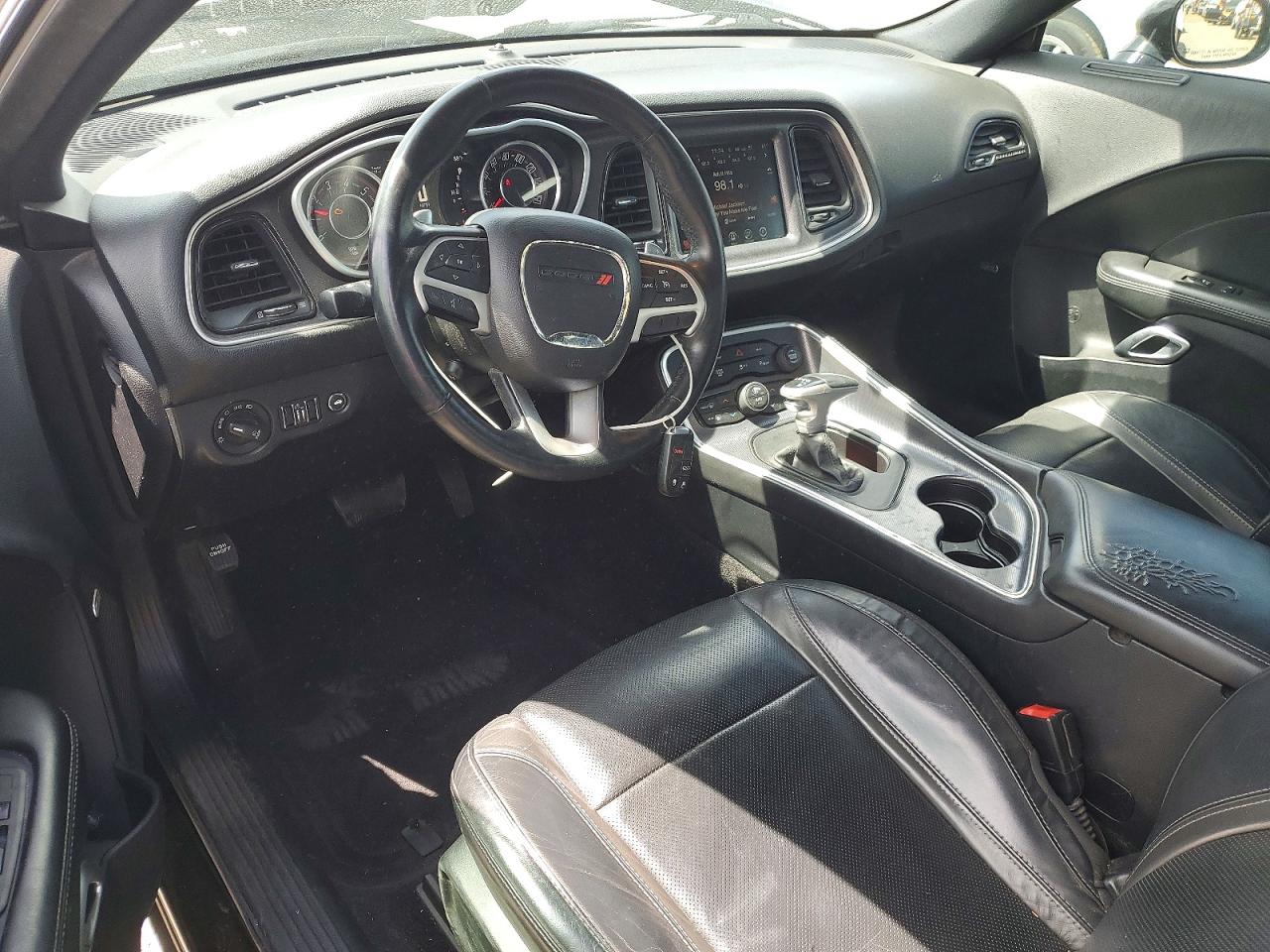 DODGE CHALLENGER 2015 — 9